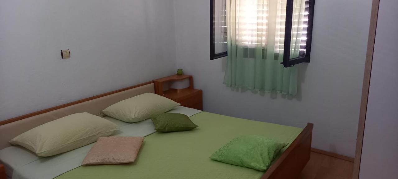Apartmani Kunjasic ตริสเตนิก ภายนอก รูปภาพ
