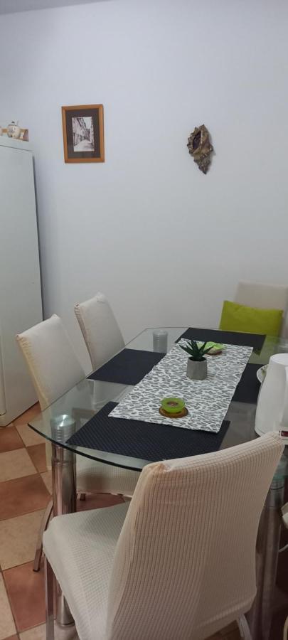 Apartmani Kunjasic ตริสเตนิก ภายนอก รูปภาพ