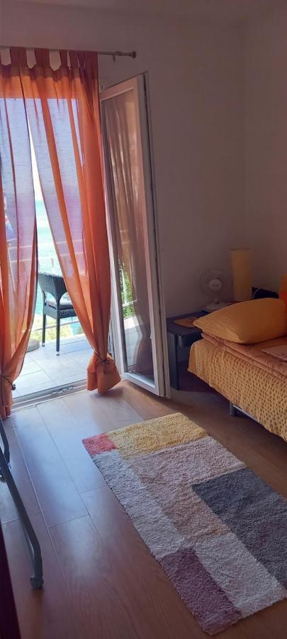 Apartmani Kunjasic ตริสเตนิก ภายนอก รูปภาพ